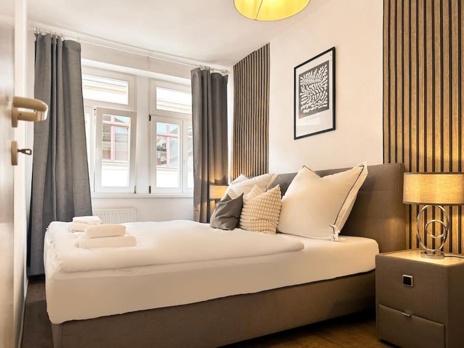 Modern Eingerichtete Wohnung Im Stadtzentrum Zittau Kostenloser Parkplatz מראה חיצוני תמונה