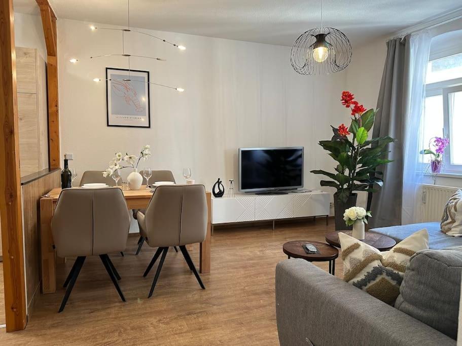 Modern Eingerichtete Wohnung Im Stadtzentrum Zittau Kostenloser Parkplatz מראה חיצוני תמונה